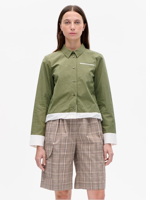 Oversize organic cotton-blend shirt with classic collar | Green BAUM UND PFERDGARTEN Women
